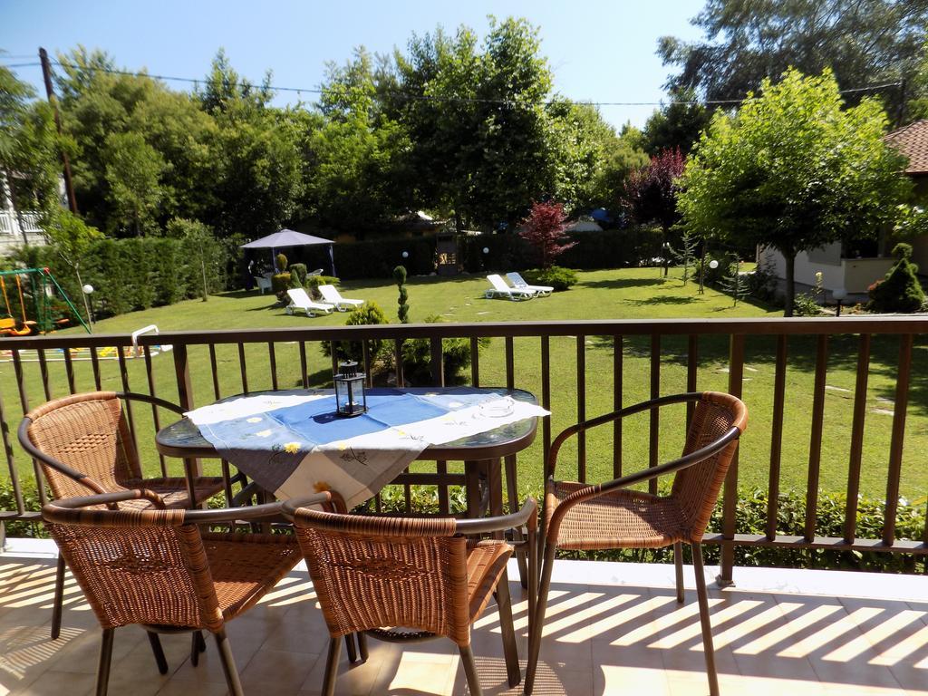 Alisachni Apartment Paralia Pantaleimonos Ngoại thất bức ảnh