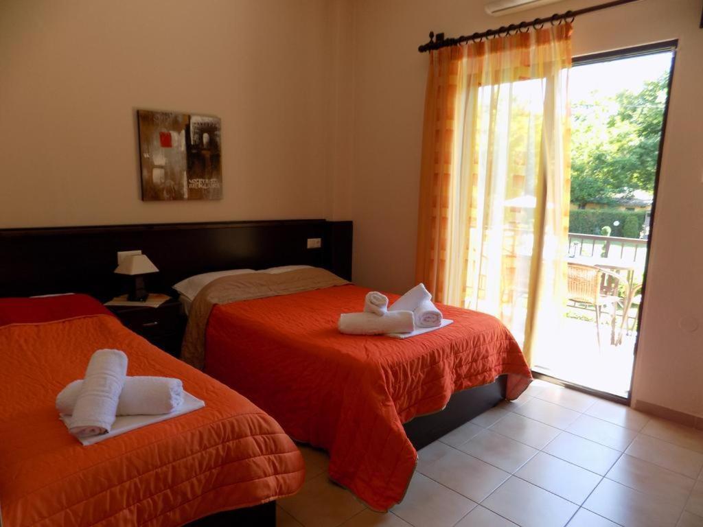 Alisachni Apartment Paralia Pantaleimonos Ngoại thất bức ảnh