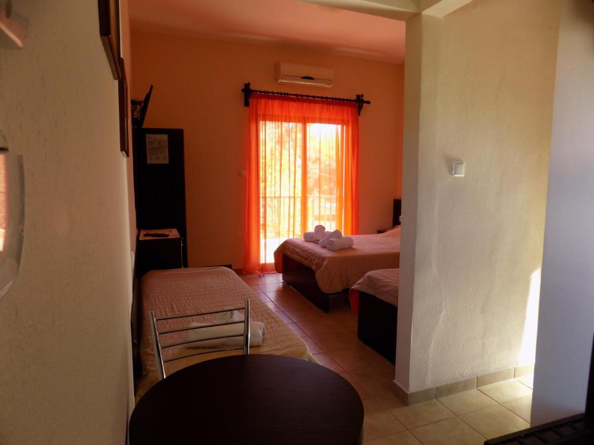 Alisachni Apartment Paralia Pantaleimonos Ngoại thất bức ảnh